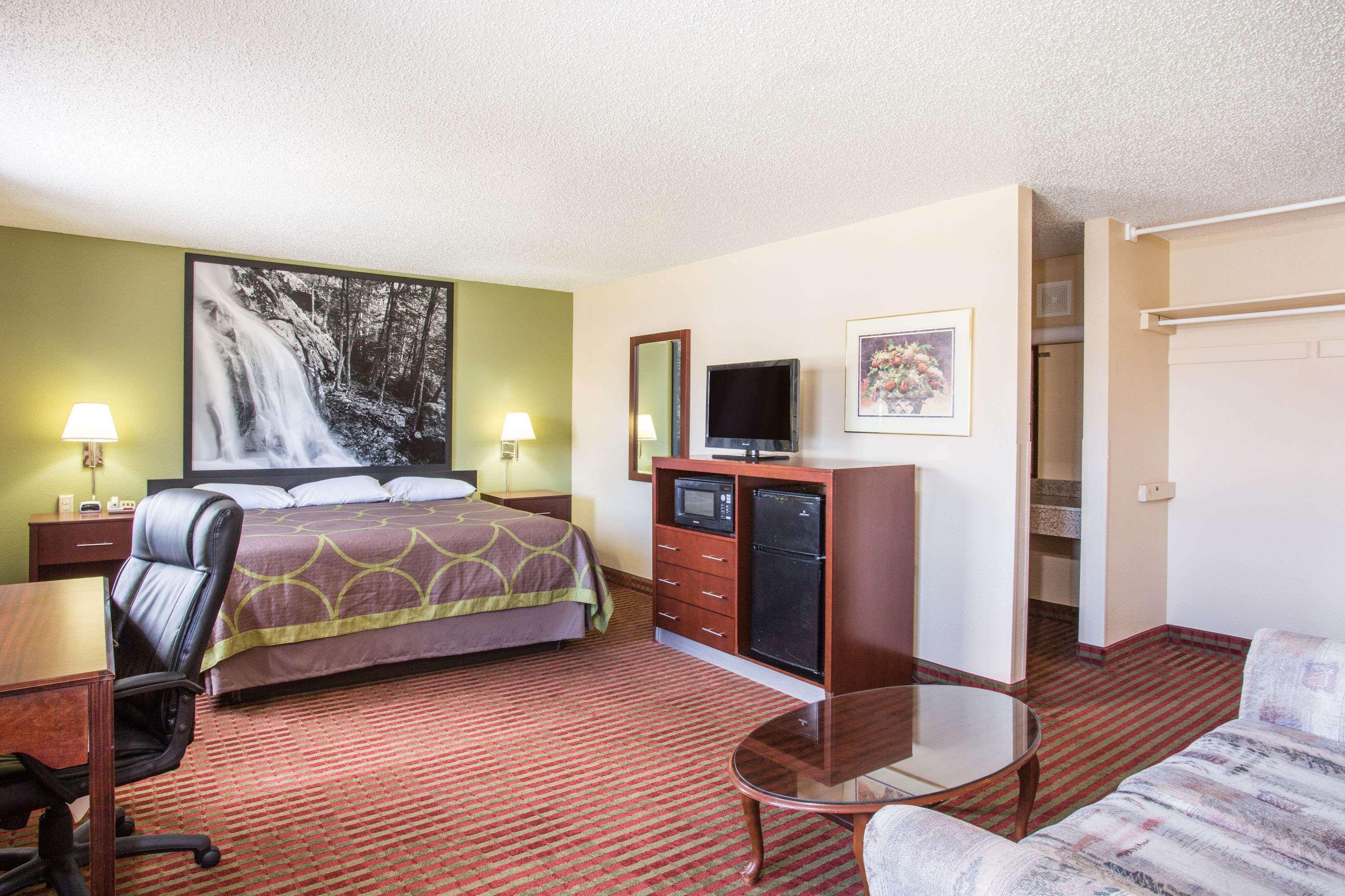 Motel Super 8 By Wyndham Harrisonburg Exterior foto